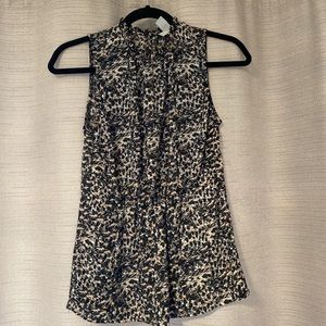 H&M sleeveless turtleneck top blouse size 2